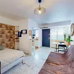 Cosy Studio Near Beaches