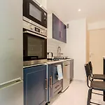 4pers A 2 Pas De La Promenade Apartment *