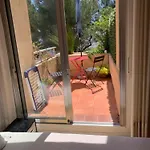 Homestay D Avec Clim Terrasse Et Petit Dejeuner Hauteurs De