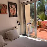 D Avec Clim Terrasse Et Petit Dejeuner Hauteurs De Homestay Nice