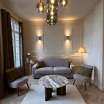 Le Petit Palace