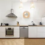 Boho Chic Apartment In Old Town