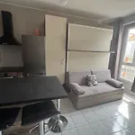 Apartment 2 Rooms With Wifi In The Heart Of Nice