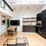 Loft Spacieux Pour 10 Personnes Avec Terrasse Nice