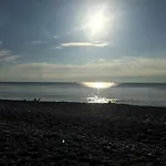 Grand Studio Zen A Cote De La Promenade Des Anglais