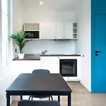 Apartment Maska - Avec Terrasse Proche Et Aeroport De *