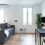 Apartment Maska - Avec Terrasse Proche Et Aeroport De