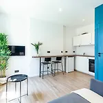 Apartment Maska - Avec Terrasse Proche Et Aeroport De
