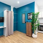 Maska - Avec Terrasse Proche Et Aeroport De Apartment *
