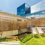 Maska - Avec Terrasse Proche Et Aeroport De