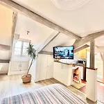 Ersextius, Ggb2, Nice