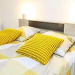 Apartment Cozy In Desambrois *