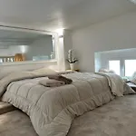 Gaya Apartment Nice