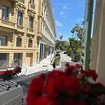 Gaya Apartment *