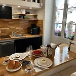 Apartment Gaya