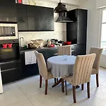 Shared Flat In Liberation