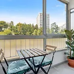 Apartment Moderne Avec Balcon - Et Tramway A Proximite *