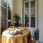 Saint Philippe 7 - Superb City Center Suite Apartment