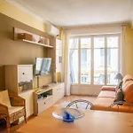 Joli 2 Pieces Climatise A 150M De La Plage