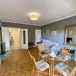 West Pretty One Bedroom