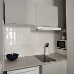 Apartment Moderne Proche Et Transports