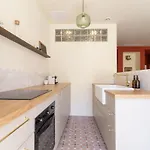 Apartment Le Charme De L'ancien, Renove - - 4 Personnes Nice