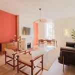 Apartment Le Charme De L'ancien, Renove - - 4 Personnes