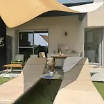 Art Apartment *