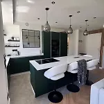 Beautiful 2-room, Ac, Center, Terrace Apartment