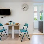 Blue Escape Apartment Nice
