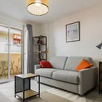 Apartment Au Port De Nice
