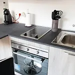 Studio Climatise Au Calme, Mezzanine Et Balcon