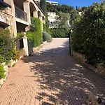 Villa Loucisa Nice Piscine Vue Mer 8 Chambres 24 Couchages