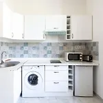 Gioa- Studio Avec Balcon, Place Garibaldi -Paillon