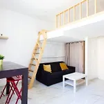 Apartment Gioa- Avec Balcon, Place Garibaldi -paillon *