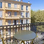 Apartment Gioa- Avec Balcon, Place Garibaldi -paillon *