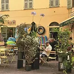 Grand T2 A Deux Pas De La Mer Au Coeur Du Vieux-Nice