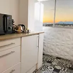 Panoramic Sea View - Air Conditioning - Terrace - 2 Bedrooms - Kitchen - Wifi - Tramway Apartment