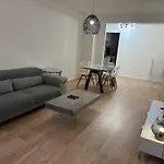 2 Bedroom Ocean View Apartment *