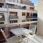 Apppartement Avec Terrasse - 2 A 4 Personnes