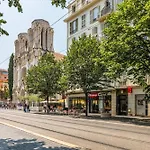 Elegant Et Lumineux 3 Pieces Avenue Jean Medecin