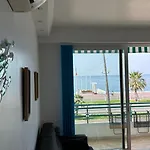 Carre D Or Face A La Mer