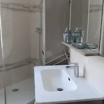 - - Quartier Du Port Apartment *