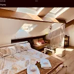 Studio Atypique Central Mais Calme, Quartier Vip