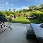 Spacieux Appartement, Jardin, Vue Mer, Calme *