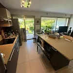 Apartment Spacieux Appartement, Jardin, Vue Mer, Calme Nice