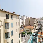 Cosy Rooftop - Happy Rentals
