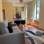 Ste Reparate - Cosy 2 Pieces Vue Cathedrale Apartment *