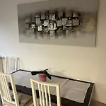 Nice, Jolie Appartement A 6 Min A Pied De La Plage