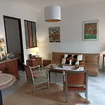 Port De Nice-Charmant Appartement Bucolique ! Vue Port